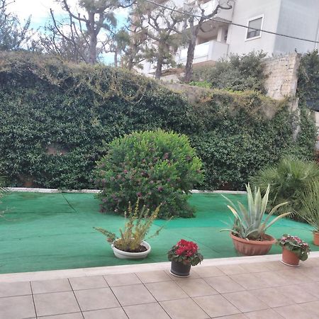 Casa Di Tina Hotel Castellana Grotte Exterior foto